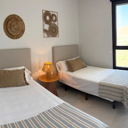 Seaside View High-floor - *