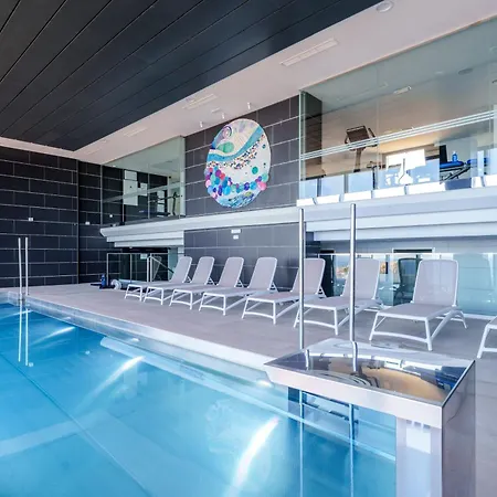Seaside View High-floor -