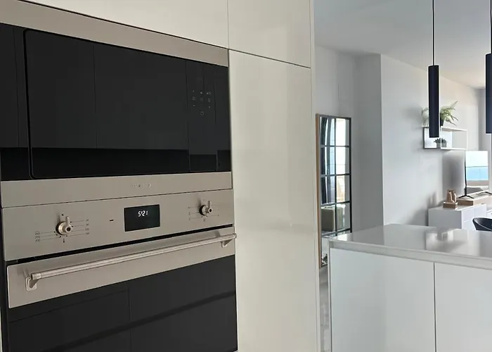 Daire Seaside View High-floor -